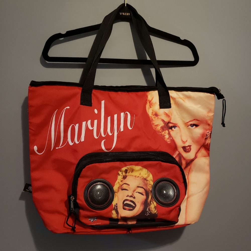 Marilyn Monroe Large Tote w/speakers Bag
